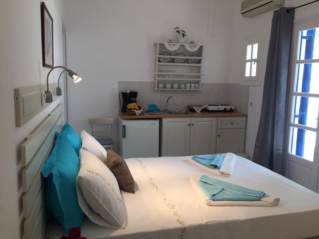 Anna'S Studio Piso Livadi Dış mekan fotoğraf
